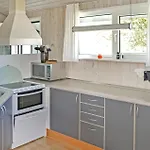 With Fireplace 01