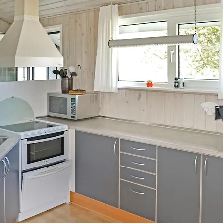2 Bedroom Awesome Home In Saeby