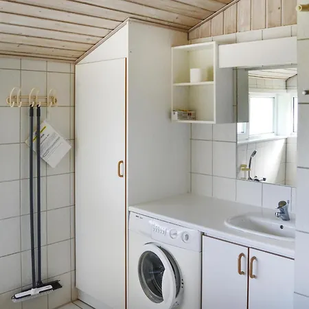 Saeby With Fireplace 01 Hébergement de vacances *